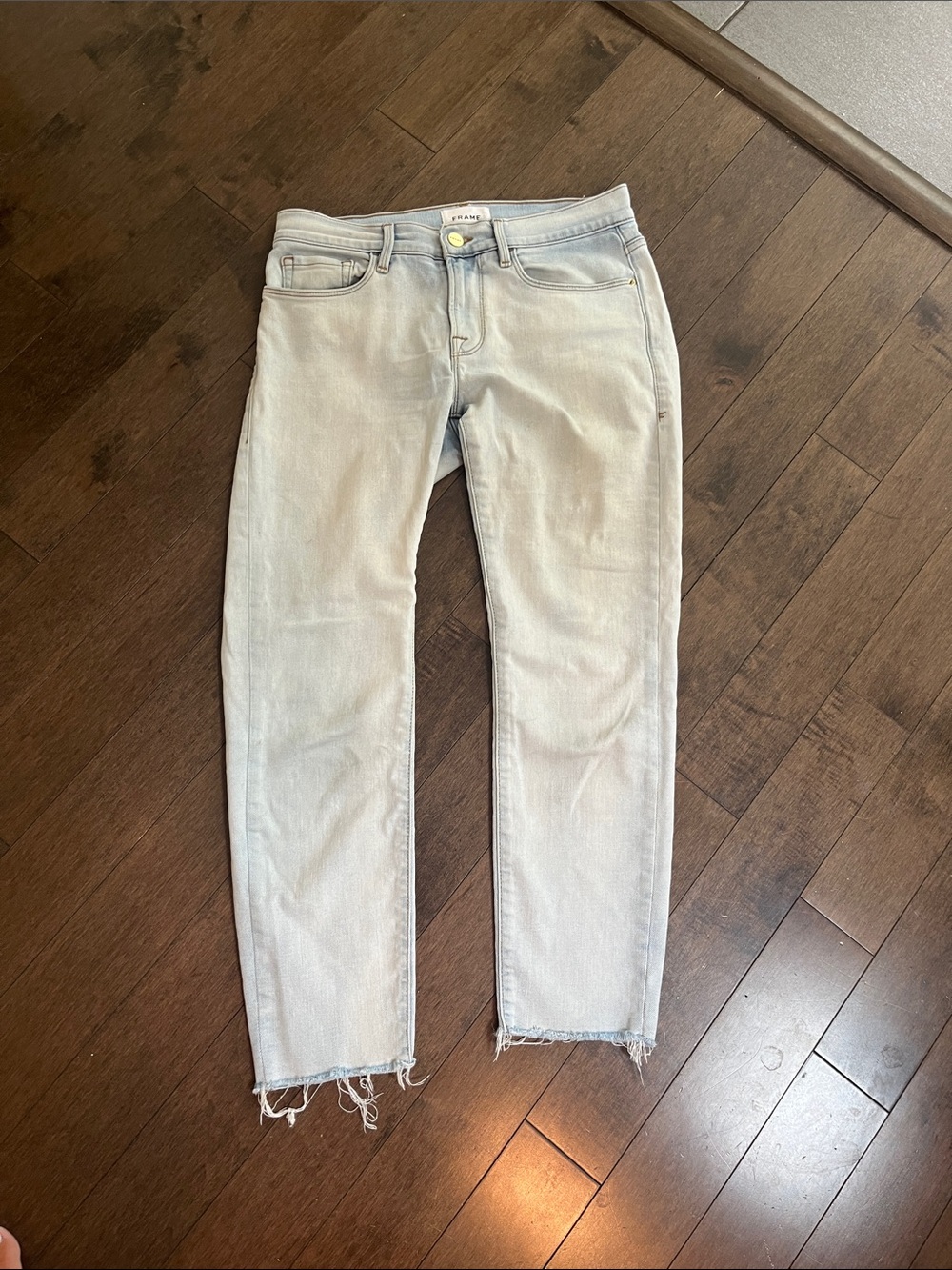 Frame Denim size 25